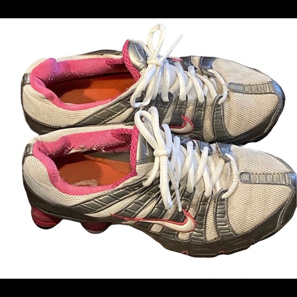 Nike Shoes - Nike shoes for women size 8